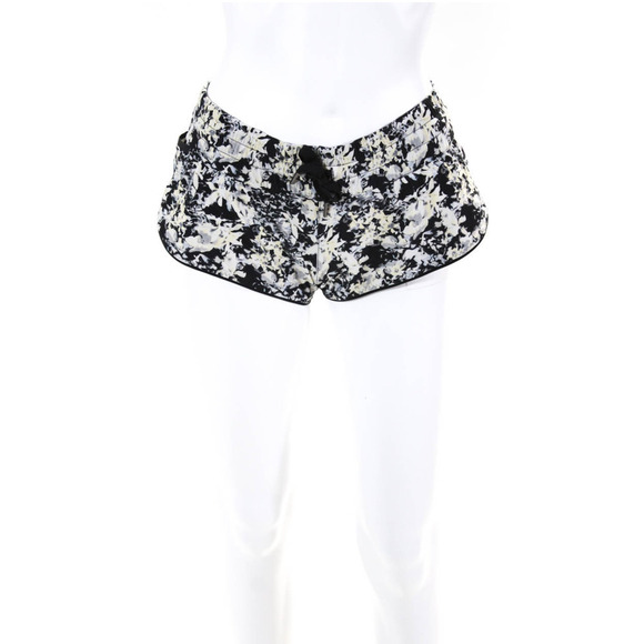 Lululemon Reversible Beach Water Shorts 6 NWOT - Picture 10 of 14